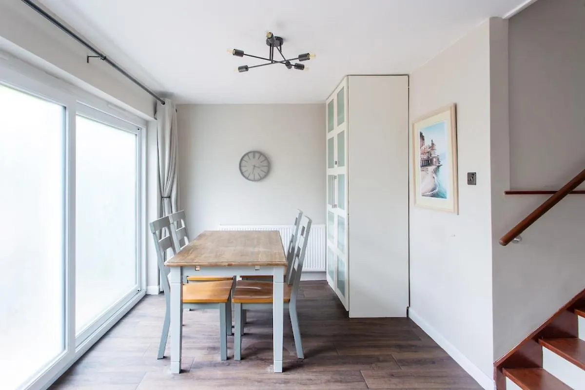 Charming Guest House In Amazing Exeter Location 0*,